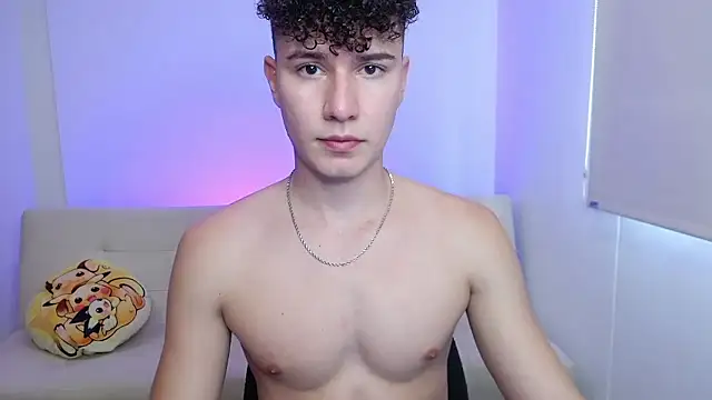 adrian morelly online show from January 8, 2026, 7:38 pm