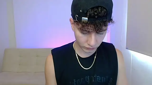 adrian morelly online show from July 17, 2026, 7:52 pm