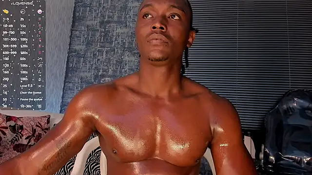 DannSmmith online show from December 19, 2025, 9:05 am