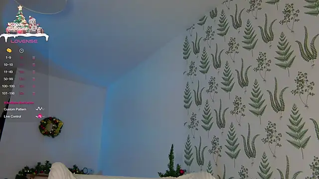 Snapshot of Marie_Diaze chatting on December 29, 2024, 5:10 am Marie Diaze online show from December 29, 2024, 5:10 am