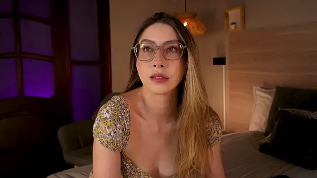 lua ferch   online show from November 5, 2025, 1:22 pm