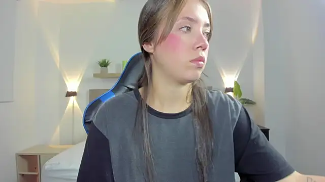 nataly rodri online show from February 14, 2026, 1:46 am