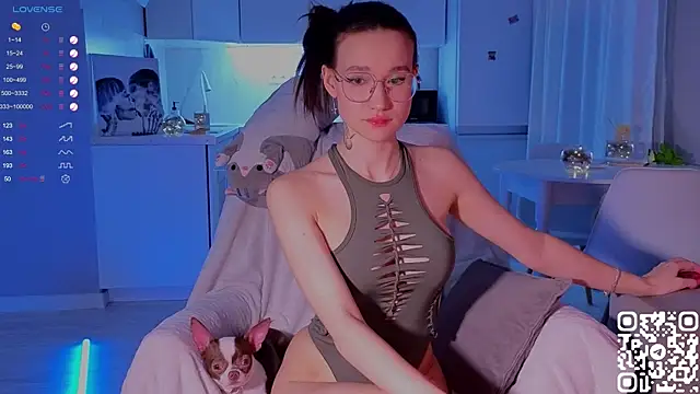 shey1i online show from December 13, 2024, 8:37 pm