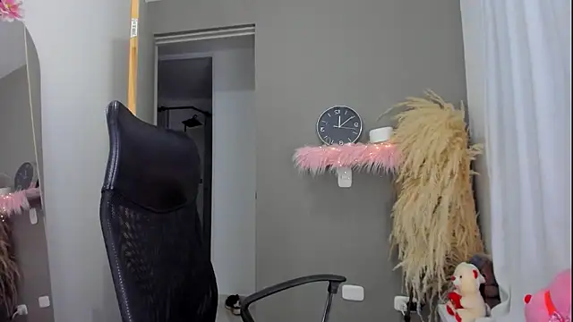 GarciaMilu online show from September 11, 2025, 2:33 am