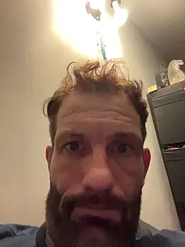 Snapshot of leanjamesdean chatting on November 8, 2025, 10:15 am leanjamesdean online show from November 8, 2025, 10:15 am