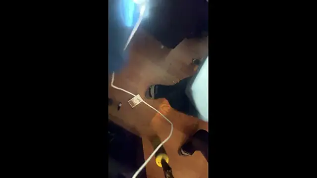 Snapshot of leanjamesdean chatting on December 3, 2025, 12:25 pm leanjamesdean online show from December 3, 2025, 12:25 pm