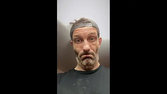 leanjamesdean online show from April 9, 2026, 3:06 am