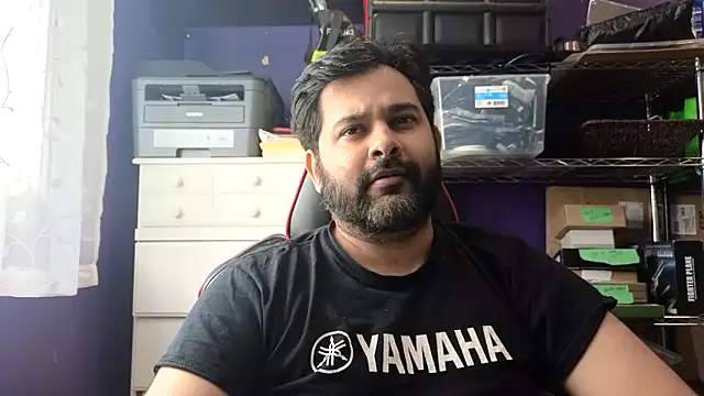 Snapshot of Sakhtlaundaz chatting on June 19, 2026, 1:26 pm Sakhtlaundaz online show from June 19, 2026, 1:26 pm