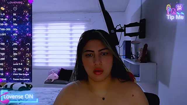 Snapshot of siddhixxx_592 chatting on June 25, 2026, 6:34 pm siddhixxx 592 online show from June 25, 2026, 6:34 pm