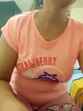 Snapshot of lolo890 chatting on November 10, 2025, 12:59 pm lolo890 online show from November 10, 2025, 12:59 pm