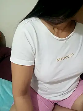 Snapshot of lolo890 chatting on November 13, 2025, 1:37 am lolo890 online show from November 13, 2025, 1:37 am