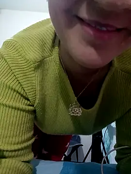 Snapshot of lolo890 chatting on November 19, 2025, 12:21 am lolo890 online show from November 19, 2025, 12:21 am