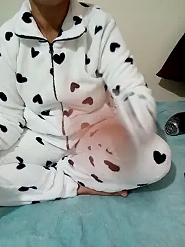 Snapshot of lolo890 chatting on November 30, 2025, 8:02 pm lolo890 online show from November 30, 2025, 8:02 pm