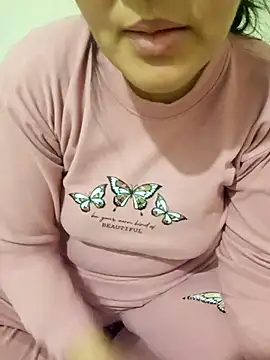 Snapshot of lolo890 chatting on December 5, 2025, 12:14 pm lolo890 online show from December 5, 2025, 12:14 pm