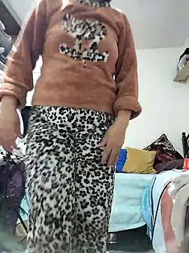 lolo890 online show from December 22, 2025, 10:07 pm