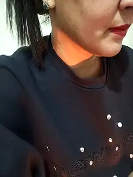 lolo890 online show from February 17, 2026, 10:38 pm