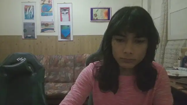 calliemaggotbone online show from November 13, 2025, 6:18 pm