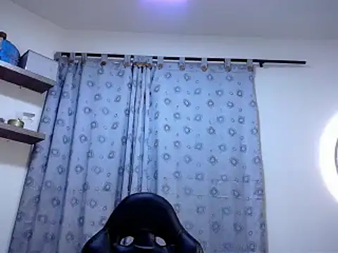 pedropicapi online show from March 21, 2025, 3:33 am