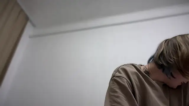 Isabel-Bailey online show from October 2, 2025, 8:49 pm