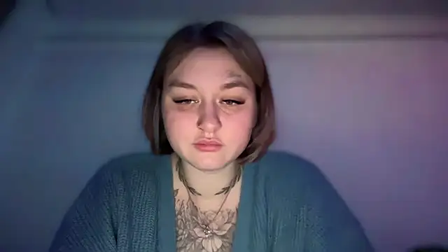 Isabel-Bailey online show from October 28, 2025, 9:06 pm