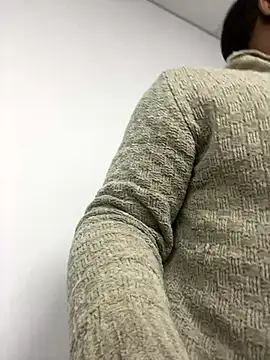 Snapshot of YesTheSexiest chatting on October 14, 2025, 8:59 am YesTheSexiest online show from October 14, 2025, 8:59 am