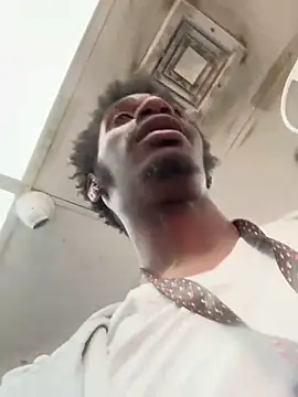 ITSONLYKENNY online show from December 22, 2024, 8:58 pm