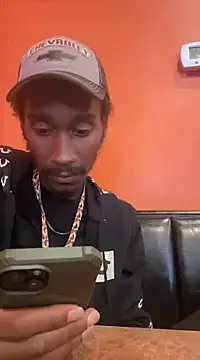 ITSONLYKENNY online show from February 15, 2025, 8:11 pm