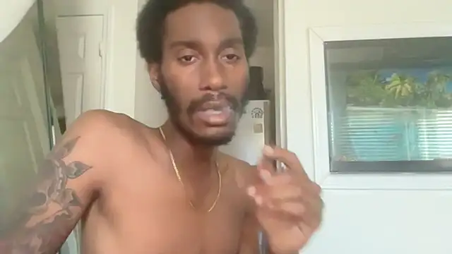 ITSONLYKENNY online show from October 14, 2025, 2:29 pm