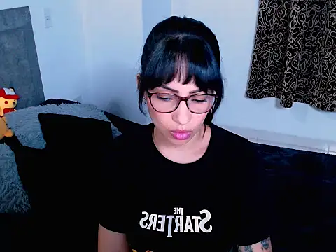 diana  34 online show from November 26, 2025, 12:00 am