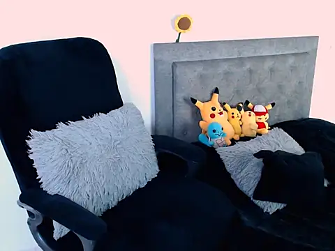 diana  34 online show from March 27, 2026, 11:37 pm