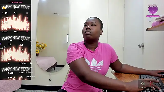 Snapshot of Cristale69 chatting on January 18, 2025, 12:15 pm Cristale69 online show from January 18, 2025, 12:15 pm