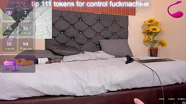 Snapshot of Cristale69 chatting on September 18, 2025, 3:08 am Cristale69 online show from September 18, 2025, 3:08 am