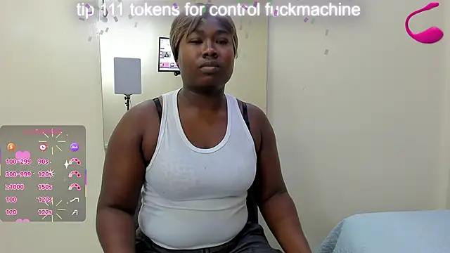 Snapshot of Cristale69 chatting on September 19, 2025, 3:30 am Cristale69 online show from September 19, 2025, 3:30 am