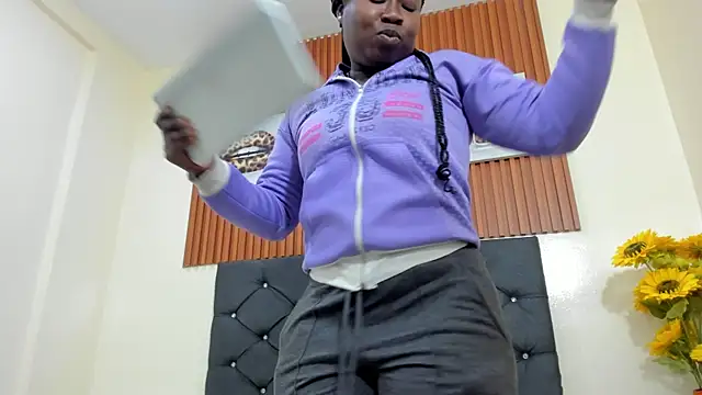 Snapshot of Cristale69 chatting on September 27, 2025, 2:49 am Cristale69 online show from September 27, 2025, 2:49 am