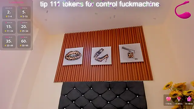 Snapshot of Cristale69 chatting on November 19, 2025, 3:06 am Cristale69 online show from November 19, 2025, 3:06 am