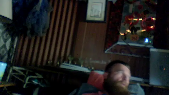 xXFeelsGoodXx online show from October 7, 2025, 9:23 pm