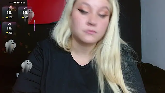 Snapshot of miley_jensen chatting on October 30, 2025, 10:10 pm miley jensen online show from October 30, 2025, 10:10 pm