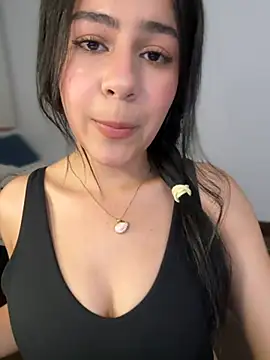 CuteKira7 online show from June 1, 2026, 2:46 am