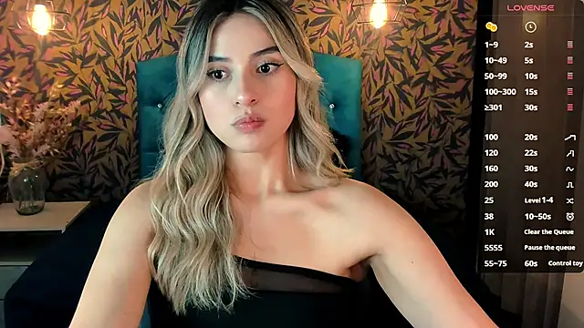 KiaraCarter online show from December 11, 2024, 8:07 pm