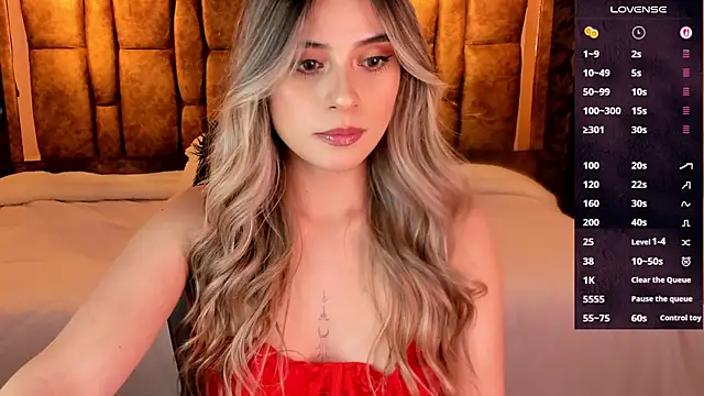 KiaraCarter online show from October 7, 2025, 7:44 pm