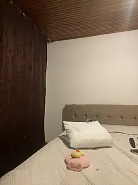 Snapshot of AgathaGeorgiou chatting on March 21, 2025, 1:45 am AgathaGeorgiou online show from March 21, 2025, 1:45 am