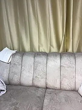 Snapshot of AgathaGeorgiou chatting on October 28, 2025, 11:07 pm AgathaGeorgiou online show from October 28, 2025, 11:07 pm