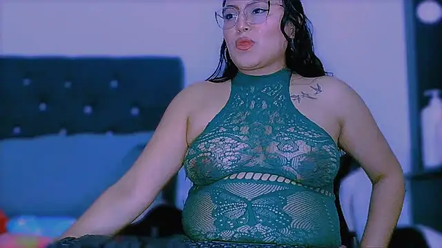 KathieBurning online show from November 14, 2025, 5:55 pm