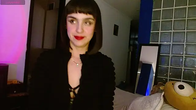 Snapshot of collette_beaufoy_ chatting on December 7, 2024, 9:22 pm collette beaufoy online show from December 7, 2024, 9:22 pm