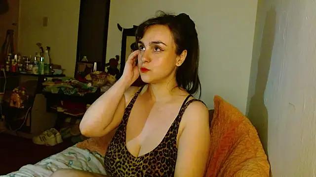 Snapshot of collette_beaufoy_ chatting on September 28, 2025, 10:26 pm collette beaufoy online show from September 28, 2025, 10:26 pm