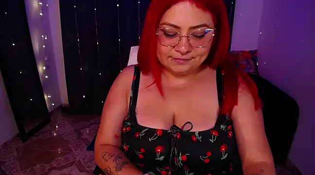 Snapshot of bad_scarlett1 chatting on February 15, 2025, 11:58 pm bad scarlett1 online show from February 15, 2025, 11:58 pm
