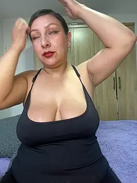 Lady  Pink online show from March 27, 2026, 9:47 pm