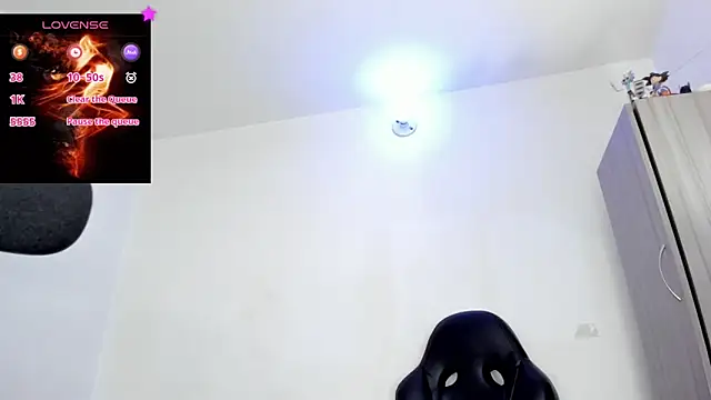 Aron Baylor online show from November 12, 2025, 10:15 am