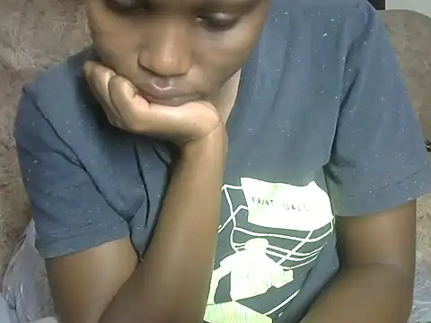 Snapshot of AurelAda chatting on September 20, 2025, 11:28 pm AurelAda online show from September 20, 2025, 11:28 pm