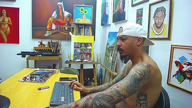 Snapshot of color_beat17 chatting on May 4, 2026, 1:18 pm color beat17 online show from May 4, 2026, 1:18 pm
